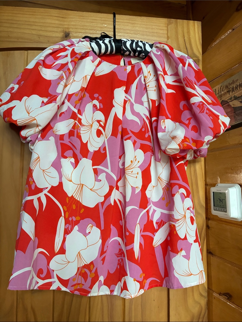 Vibrant tropical puff sleeve blouse